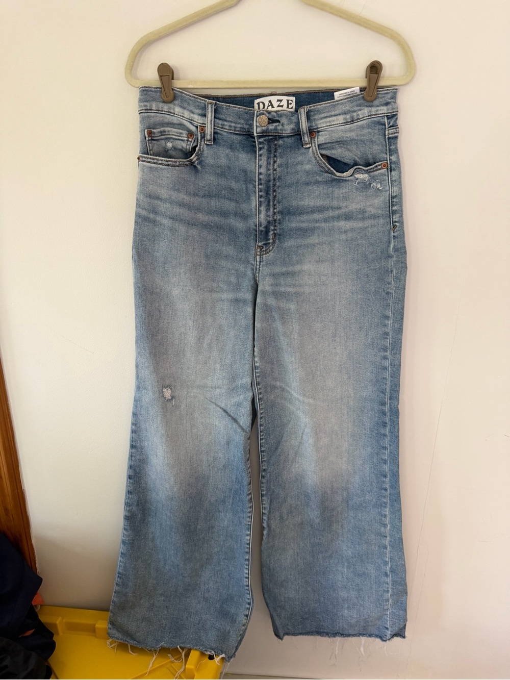 DAZE Light Blue Wide-Leg High-Rise Jeans